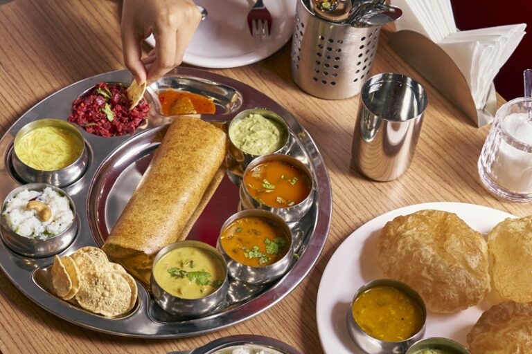 จากเบงกาลูรูสู่กรุงเทพฯ: “MTR 1924” ตำนานอาหารมังสวิรัติอินเดียใต้ 100 ปี  ความอร่อยต้นตำรับ เปิดแล้ววันนี้ ณ บ้านสีลม